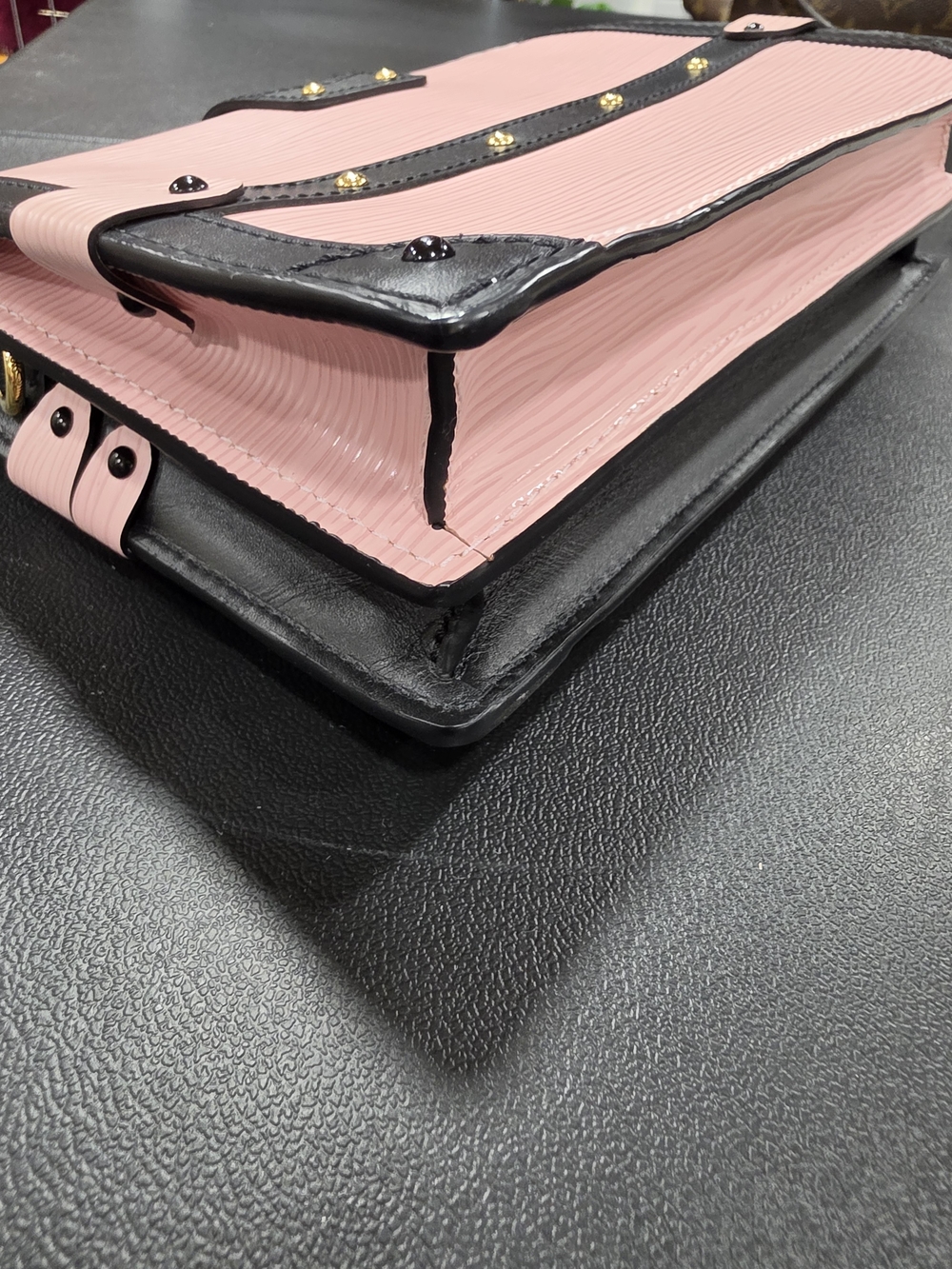 Louis Vuitton Trunk Clutch in Rose Ballerine Epi Leather W/Crossbody Strap COA - Picture 5 of 8